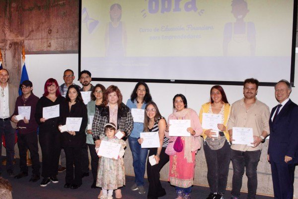 Emprendedores recibieron $1 millón por su participación destacada en curso de educación financiera